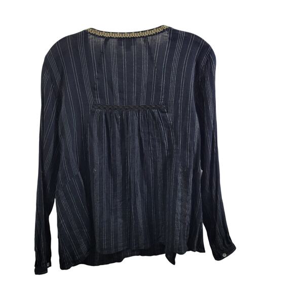 J Jill Black Blouse Trim in Gold Lace  V Neck Size PM 121123-0560 - Picture 5 of 7